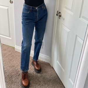 Vintage Levi’s High Waist Mom Jeans 550